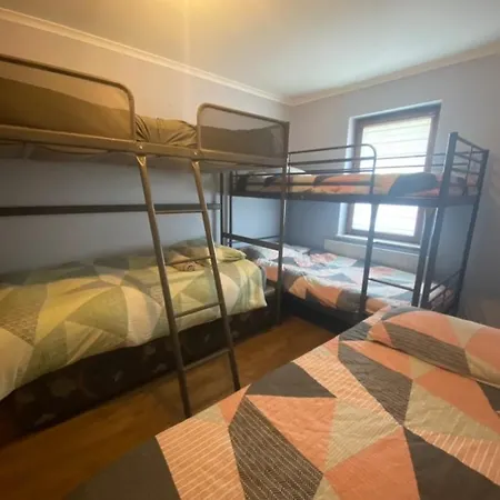 Airport To Sleep, Kitchen Only 7 Days Reservation, Mix ゲストハウス ダブリン