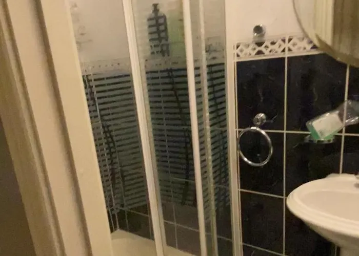 Airport To Sleep, Kitchen Only 7 Days Reservation, Mix Affittacamere Dublino