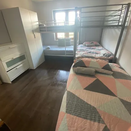 Airport To Sleep, Kitchen Only 7 Days Reservation, Mix Pensionat Dublin